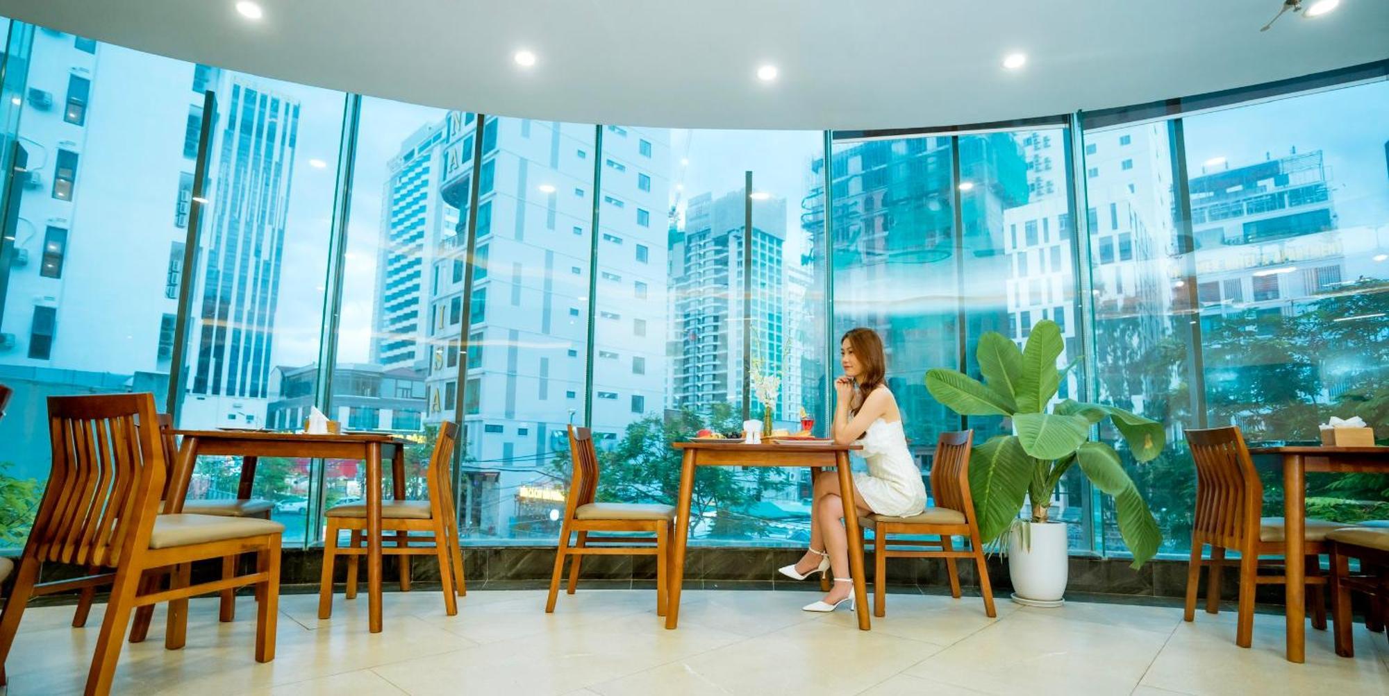 Capecia Danang Hotel And Apartment Exteriör bild